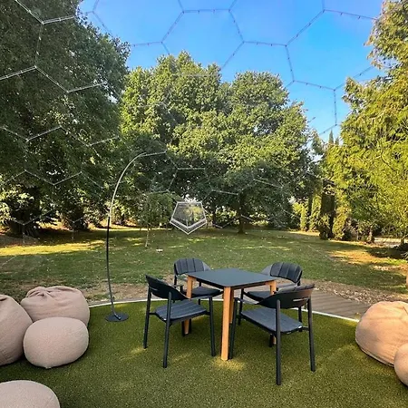 Casa vacanze Domaine Lucienne With Pickleball Court