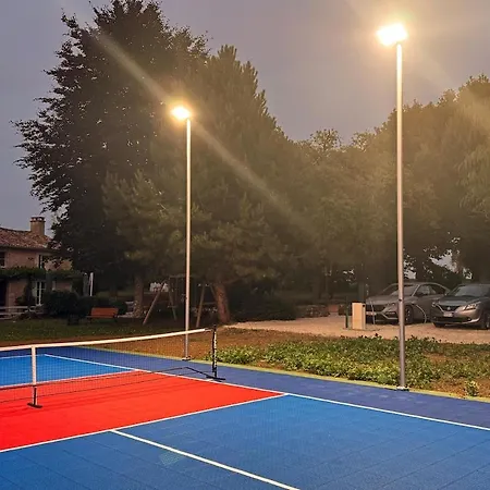 Casa vacanze Domaine Lucienne With Pickleball Court